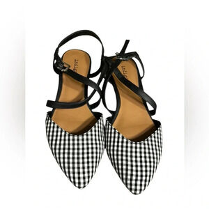 indigo Rd  shoes, women size 6 .Black,white , checkered,flats,strappy , buckle